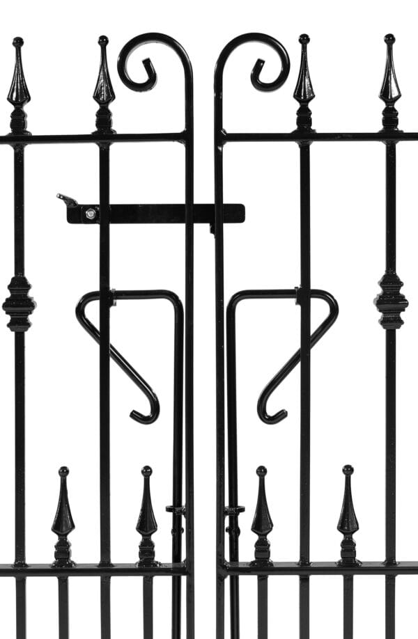 Chatburn Driveway Gate - Image 3